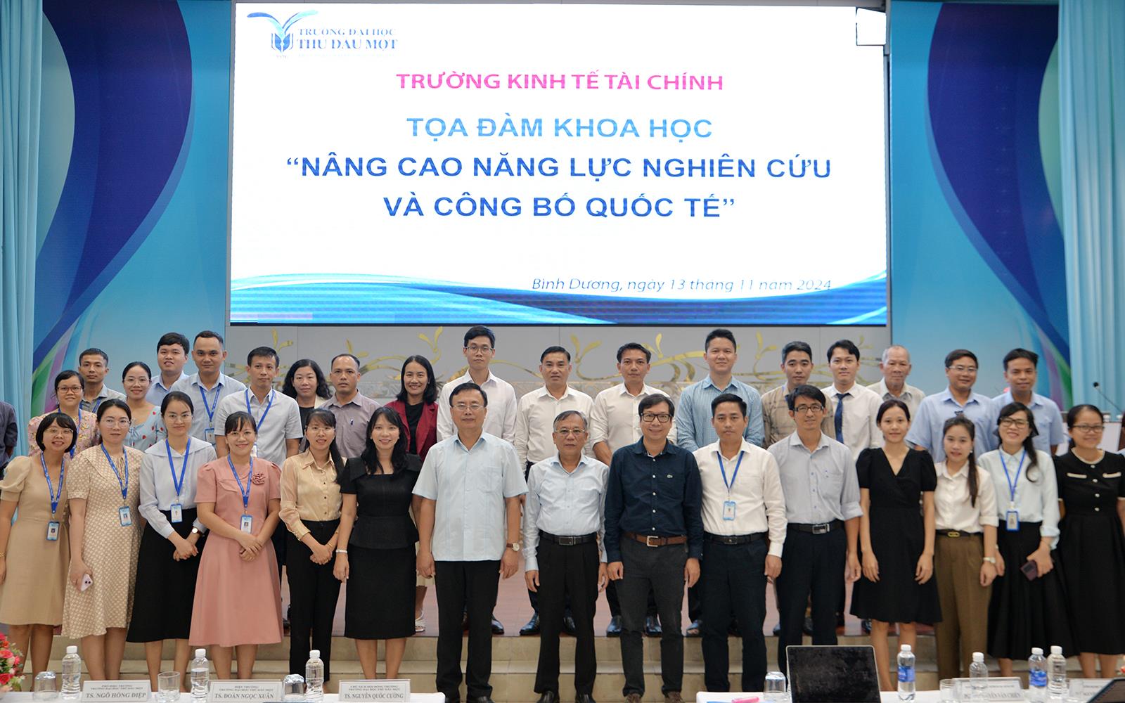 Nâng cao năng lực nghiên cứu và công bố quốc tế